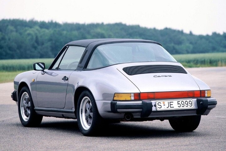 Porsche 911 Carrera