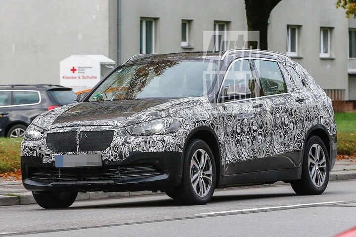BMW X1 zevenzits spyshots
