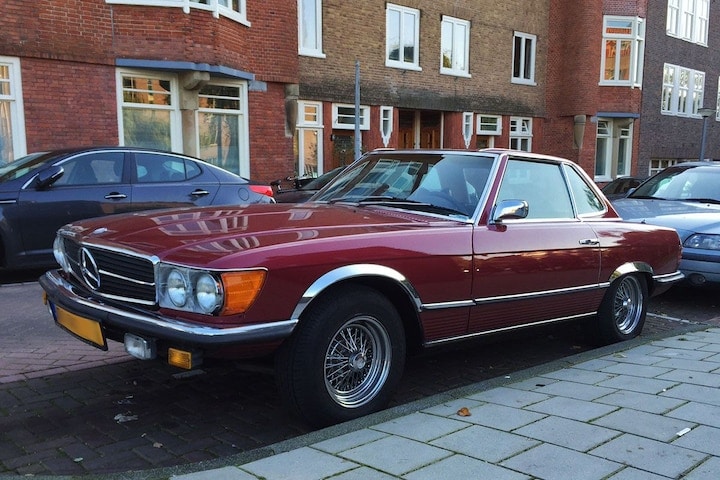 Mercedes-Benz 450 SL In het Wild