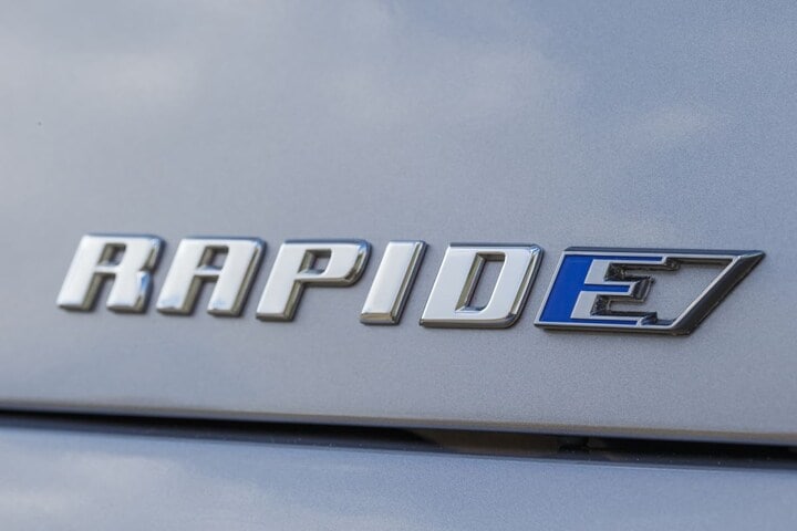 Aston Martin RapidE Concept