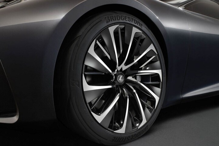 Lexus LF-FC Concept