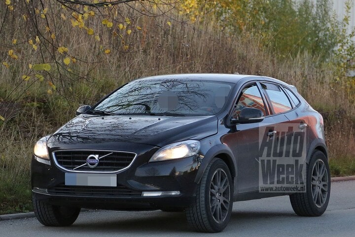 Volvo XC40 spyshots