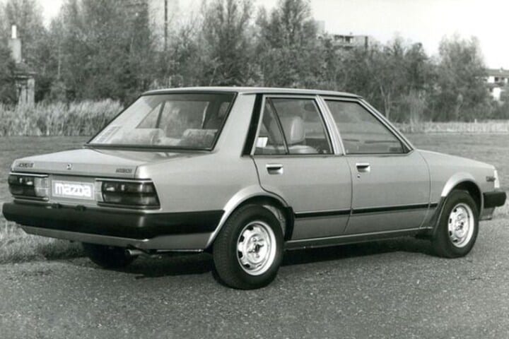 Mazda 323