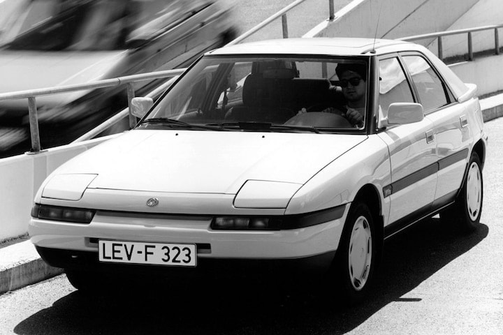 Mazda 323