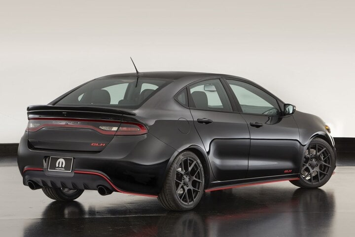 Dodge, Chrysler en Fiat met Mopar-spullen 