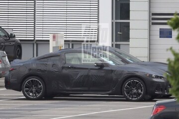 Infiniti Q60 Coupe spyshots