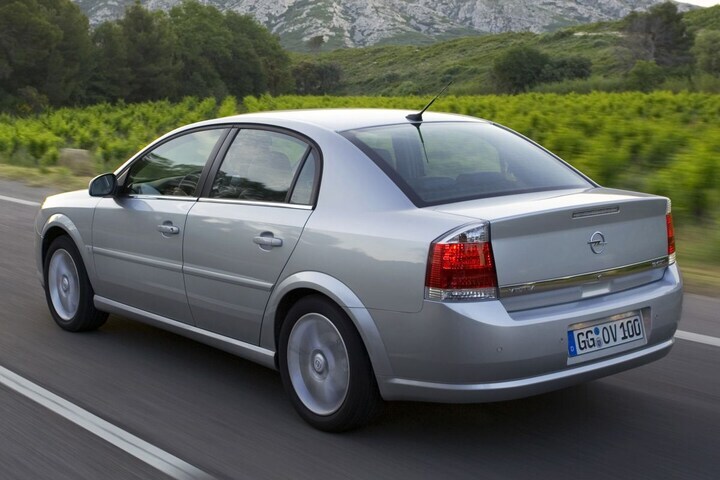 Opel Vectra Facelift Friday