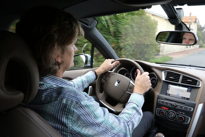 DS 4