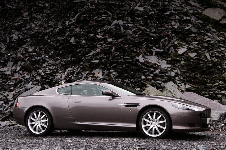 Aston Martin DB9