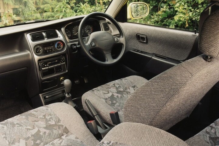Daihatsu Sirion 1998