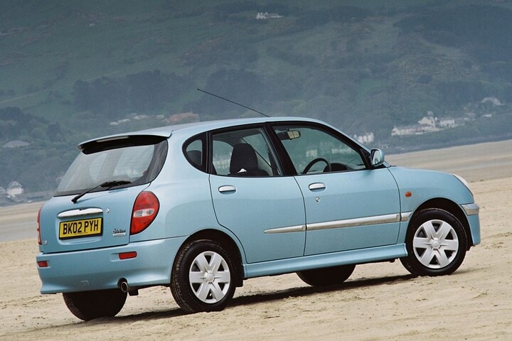 Daihatsu Sirion 2002