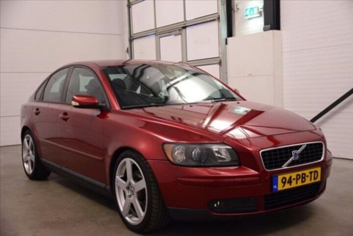 Volvo S40 T5