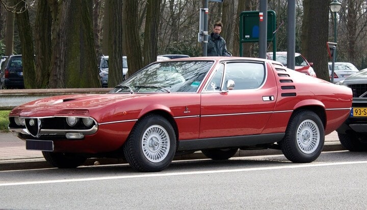 In het wild: Alfa Romeo Montreal