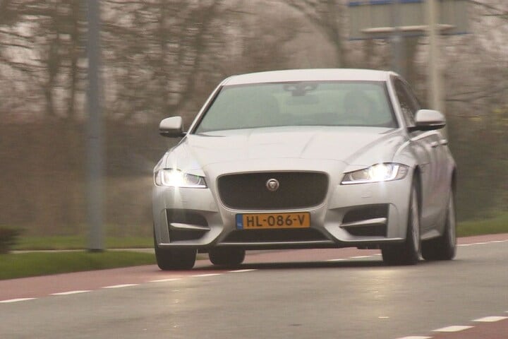 Spiegel Jaguar XF