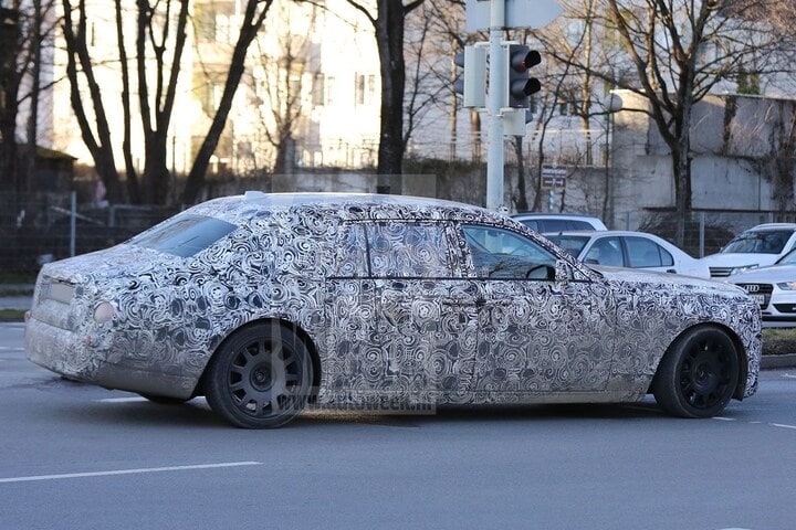 Rolls-Royce Phantom spionage