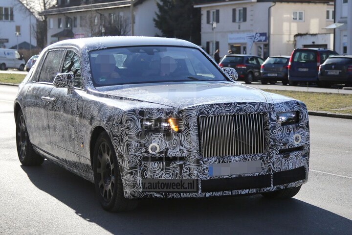 Rolls-Royce Phantom spionage