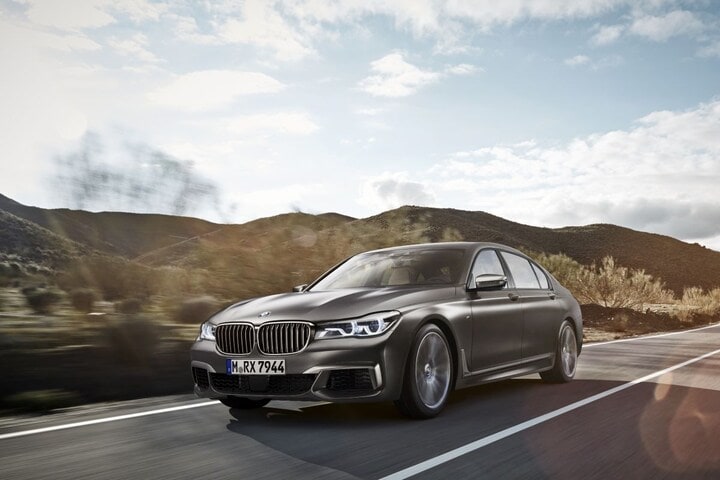 BMW M760Li xDrive 