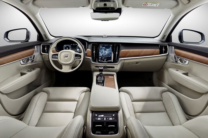 Volvo V90