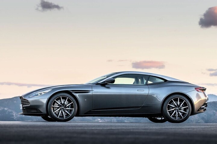 Aston Martin DB11 lekkage