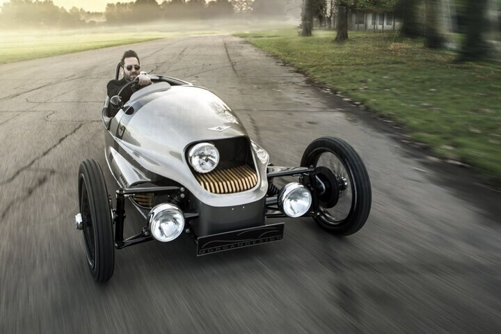 Morgan EV3