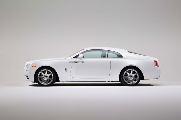 Rolls-Royce Wraith Inspired by Fashion