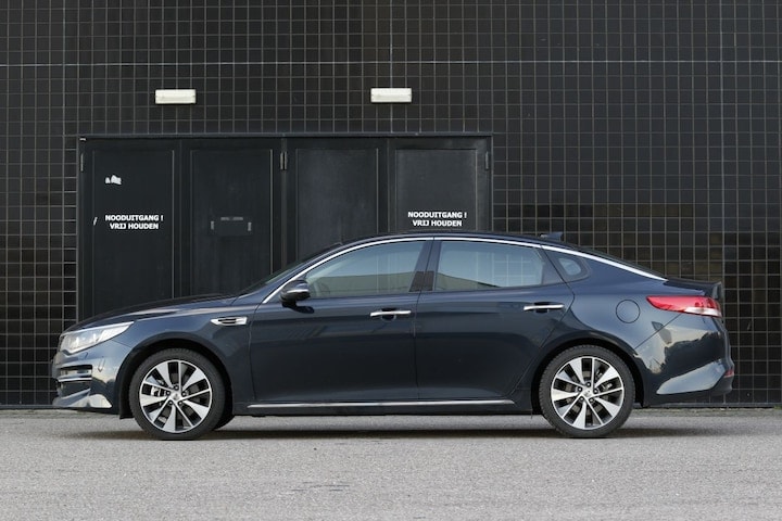 Kia Optima 1.7 CRDi DCT7 First Edition