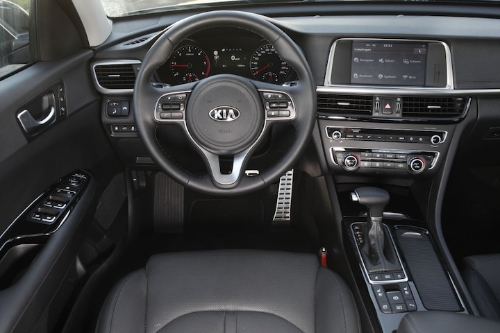 Kia Optima 1.7 CRDi DCT7 First Edition