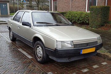 Renault 25