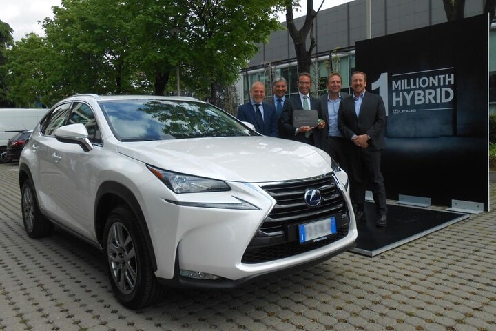 Miljoenste hybride Lexus