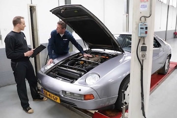 Klokje Rond Porsche 928