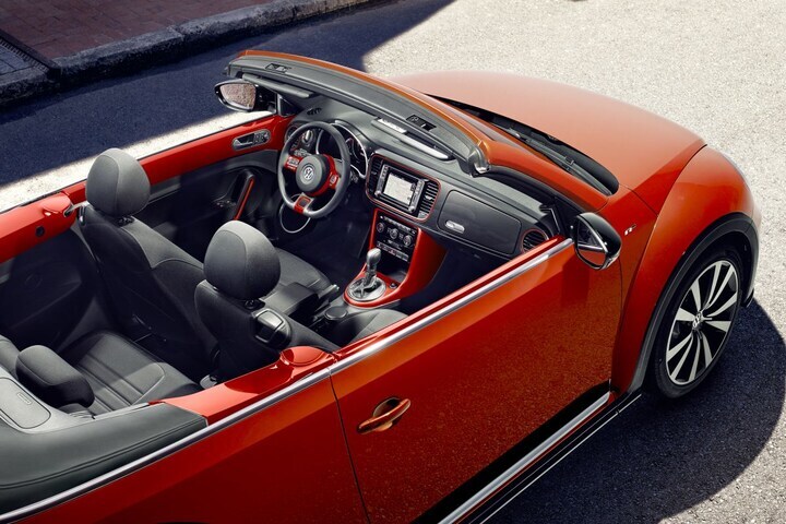 Volkswagen Beetle en Beetle Convertible aangescher