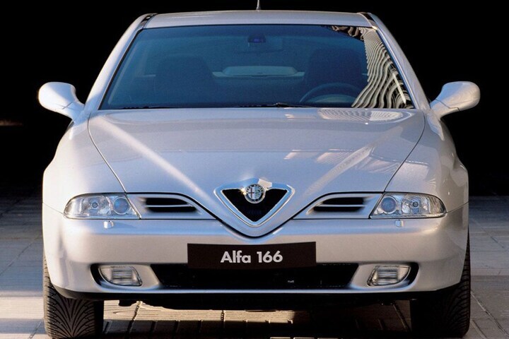 Facelift Friday: Alfa Romeo 166
