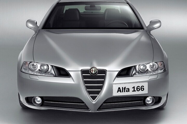 Facelift Friday: Alfa Romeo 166