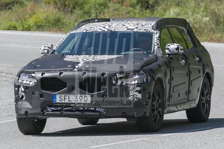 Volvo V90 Cross Country