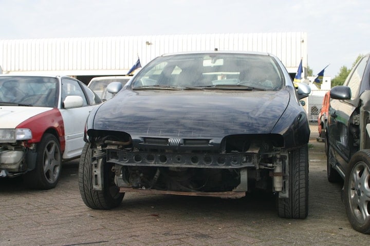 schade wrak schadeauto schadeherstel