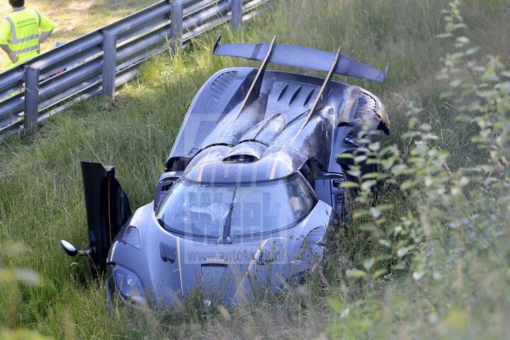 Koenigsegg One:1 crash