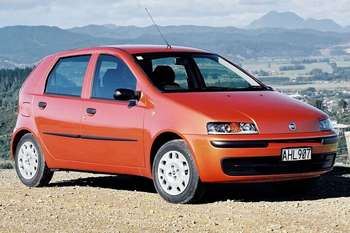 Fiat Punto Supershowroom