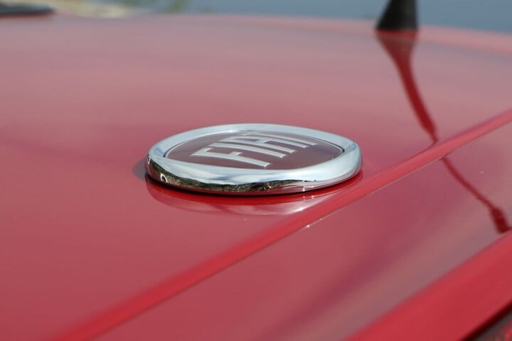 Fiat logo embleem