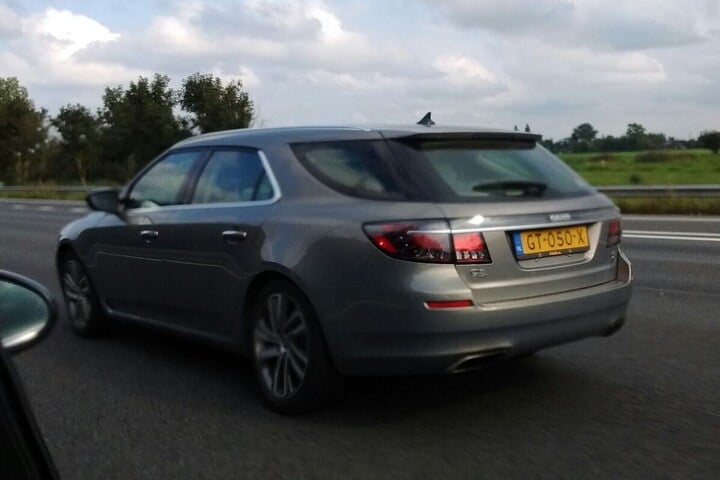 In het wild: Saab 9-5 SportCombi