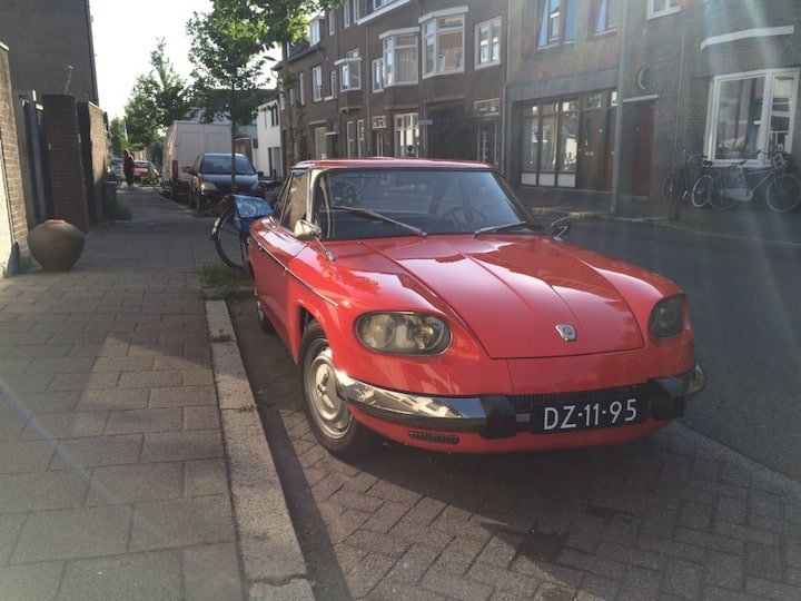 Panhard 24 CT In het Wild