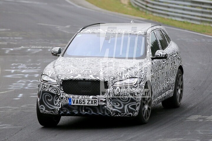 Spyshots Jaguar F-Pace SVR