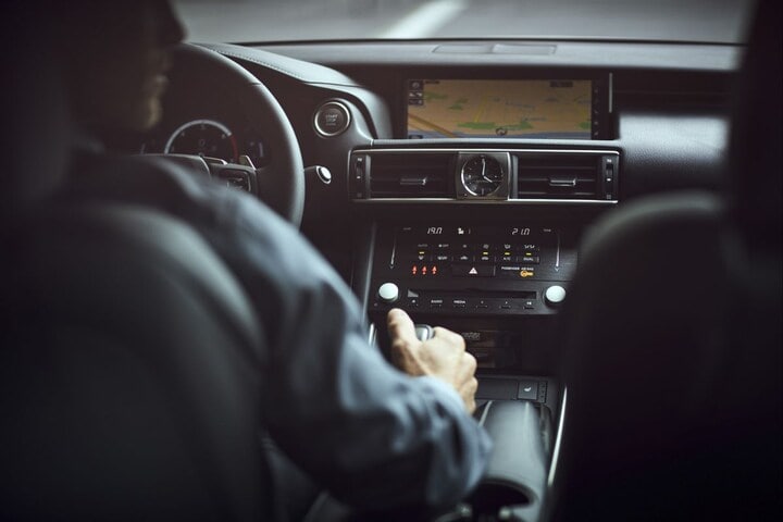 Lexus IS