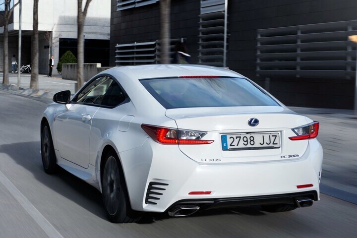 Lexus RC 300h F-Sport