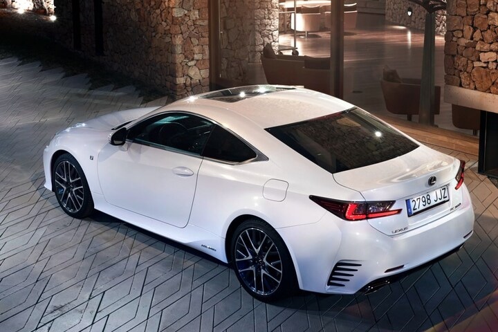 Lexus RC 300h F-Sport