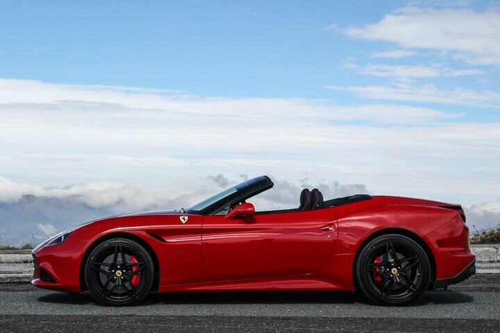 Ferrari California T HS