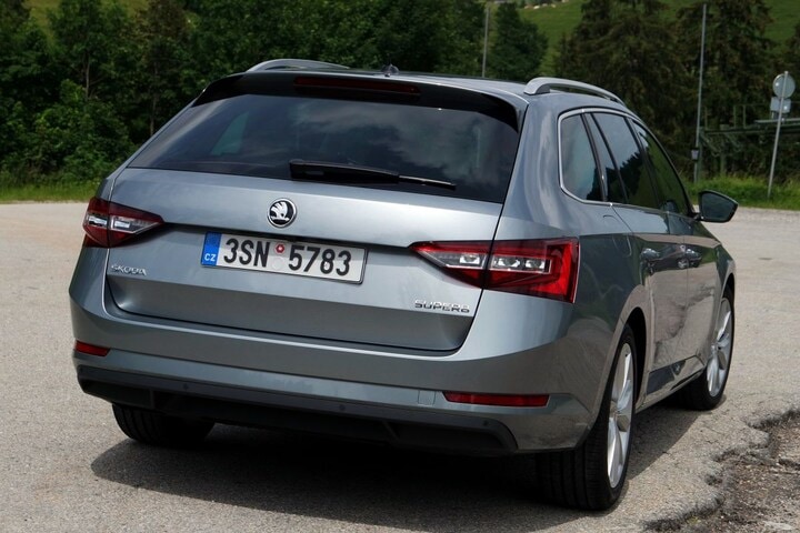 Skoda Superb Combi