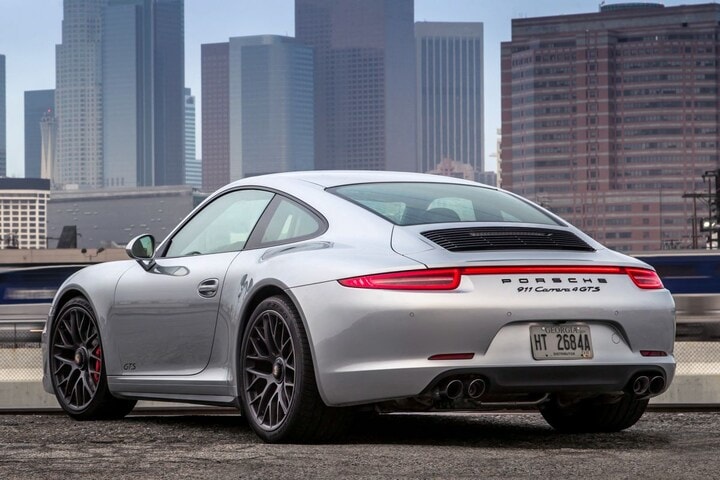 Porsche 911 Carrera GTS