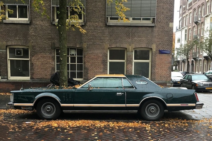 Lincoln Continental Mark V