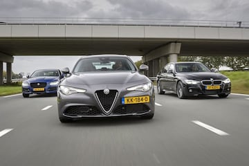 AutoWeek 44 VTA Triotest Multitest Alfa Giulia Jag