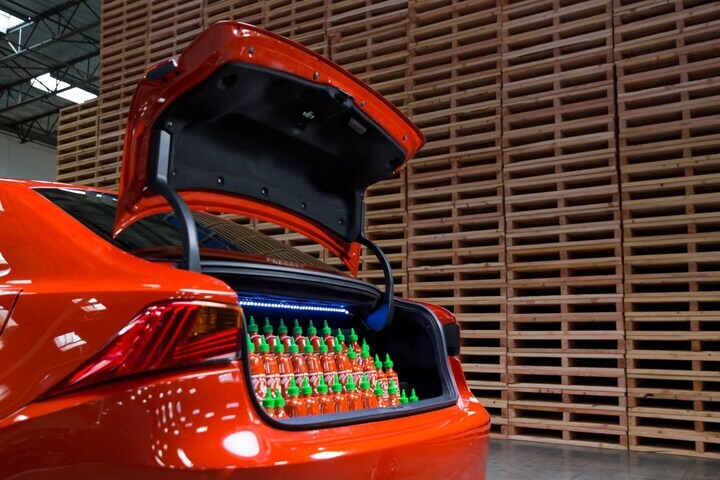 Lexus Sriracha IS